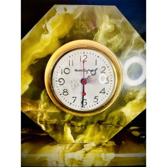 Antique Estate Piece Onyx Art Deco Circa '38 Master Crafters Horse Mantel Clock - Picture 4 of 8